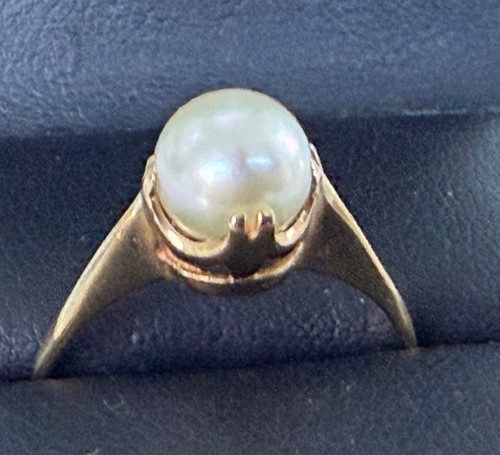 9ct gold natural akoya pearl - 9ct,