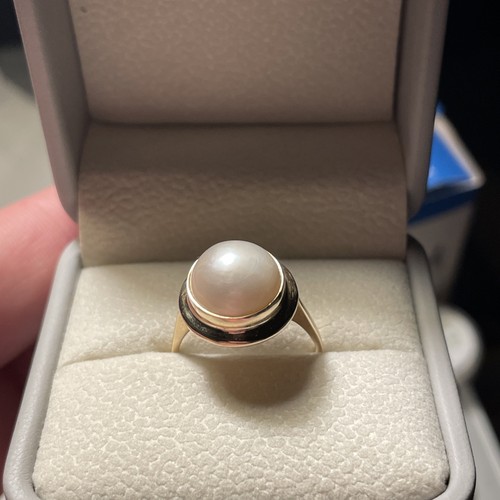 9ct gold ladies pearl ring - gold,
