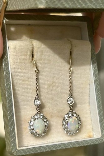 Boxed period art deco 9ct - art,