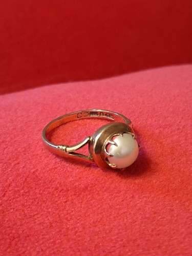 9ct gold vintage pearl ring