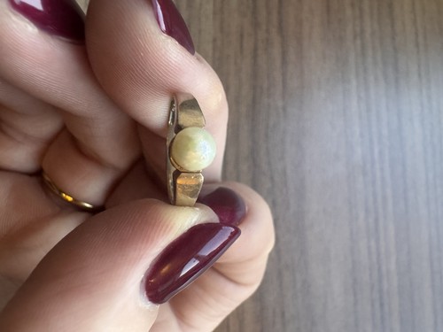 Antique 9ct gold ring with - antique,