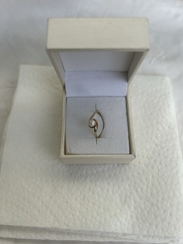 9ct yellow gold - yellow,