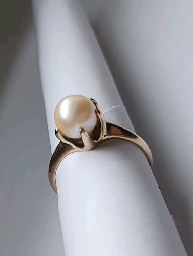 9ct gold hallmarked - 9ct, pearl