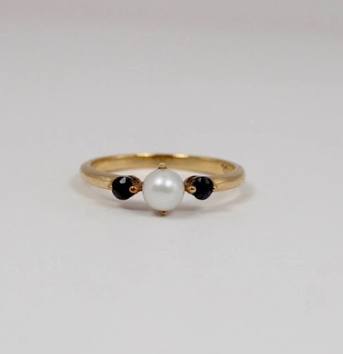 9ct yellow gold pearl - yellow,